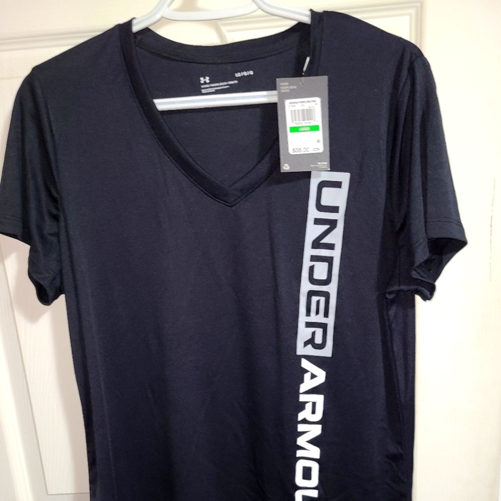 Under Armour tshirt
